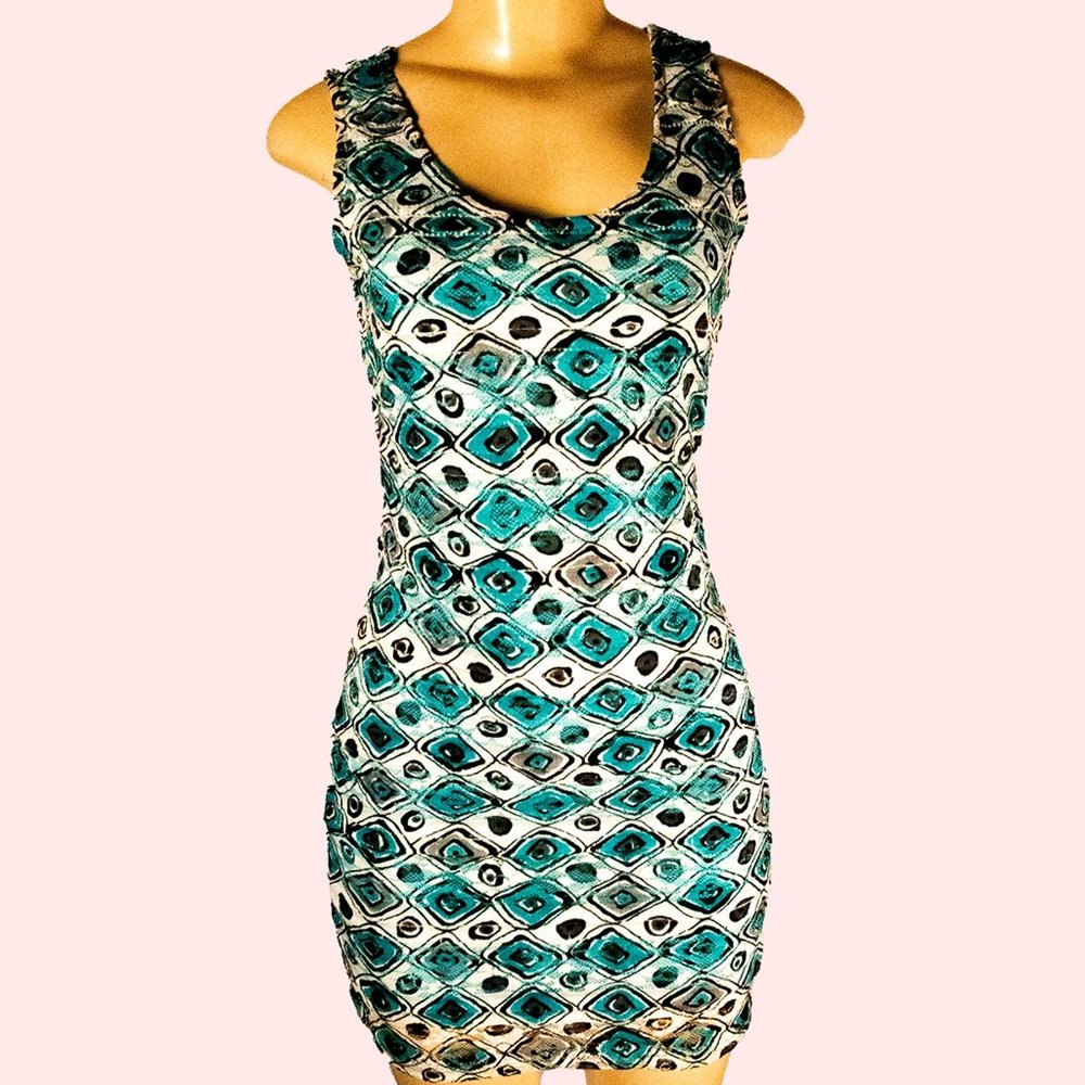 Track U.S.A. Turquoise and black diamond